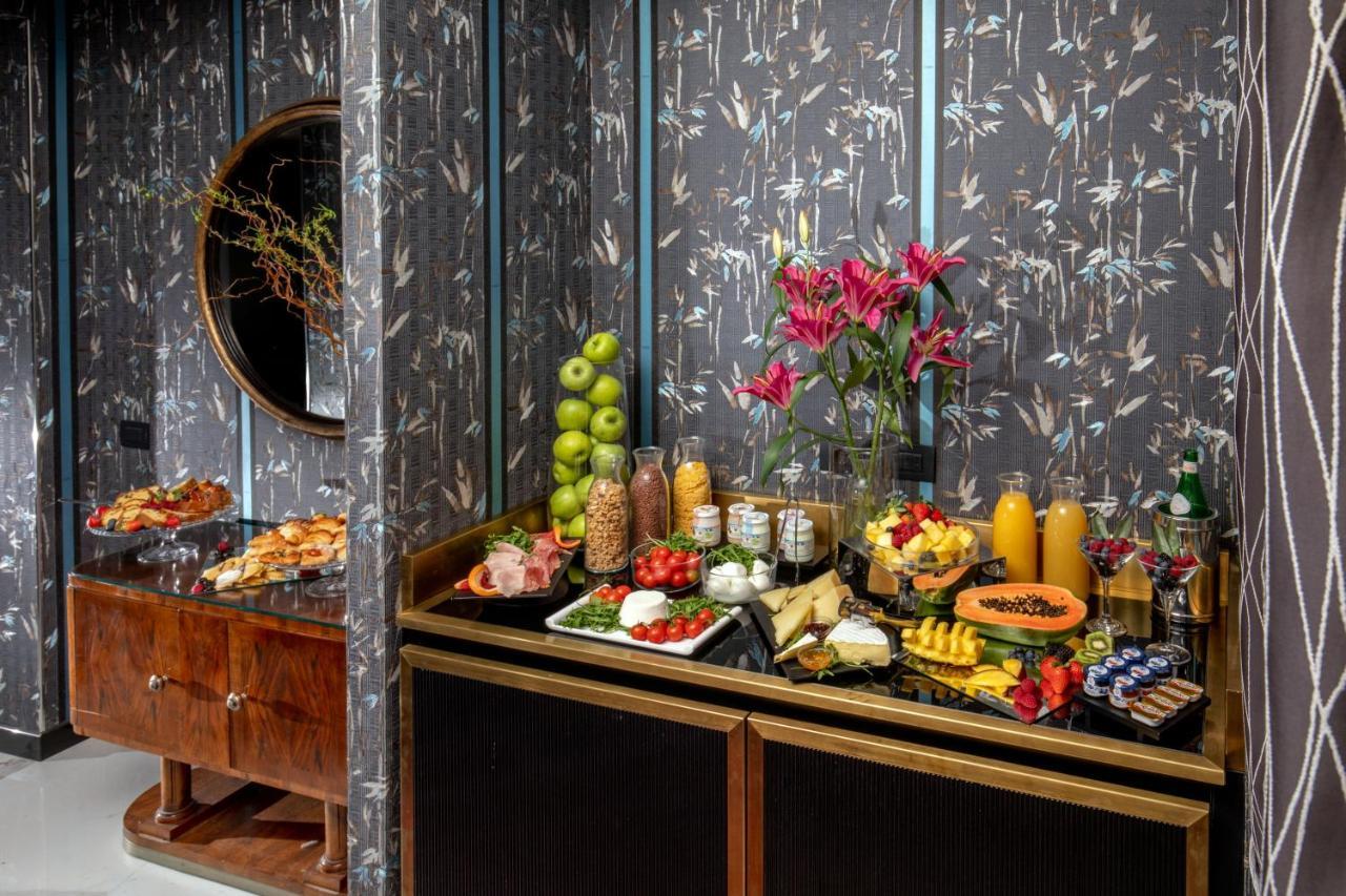 The Inn At The Spanish Steps Luxury Collection - Mario De' Fiori Suite Roma Dış mekan fotoğraf